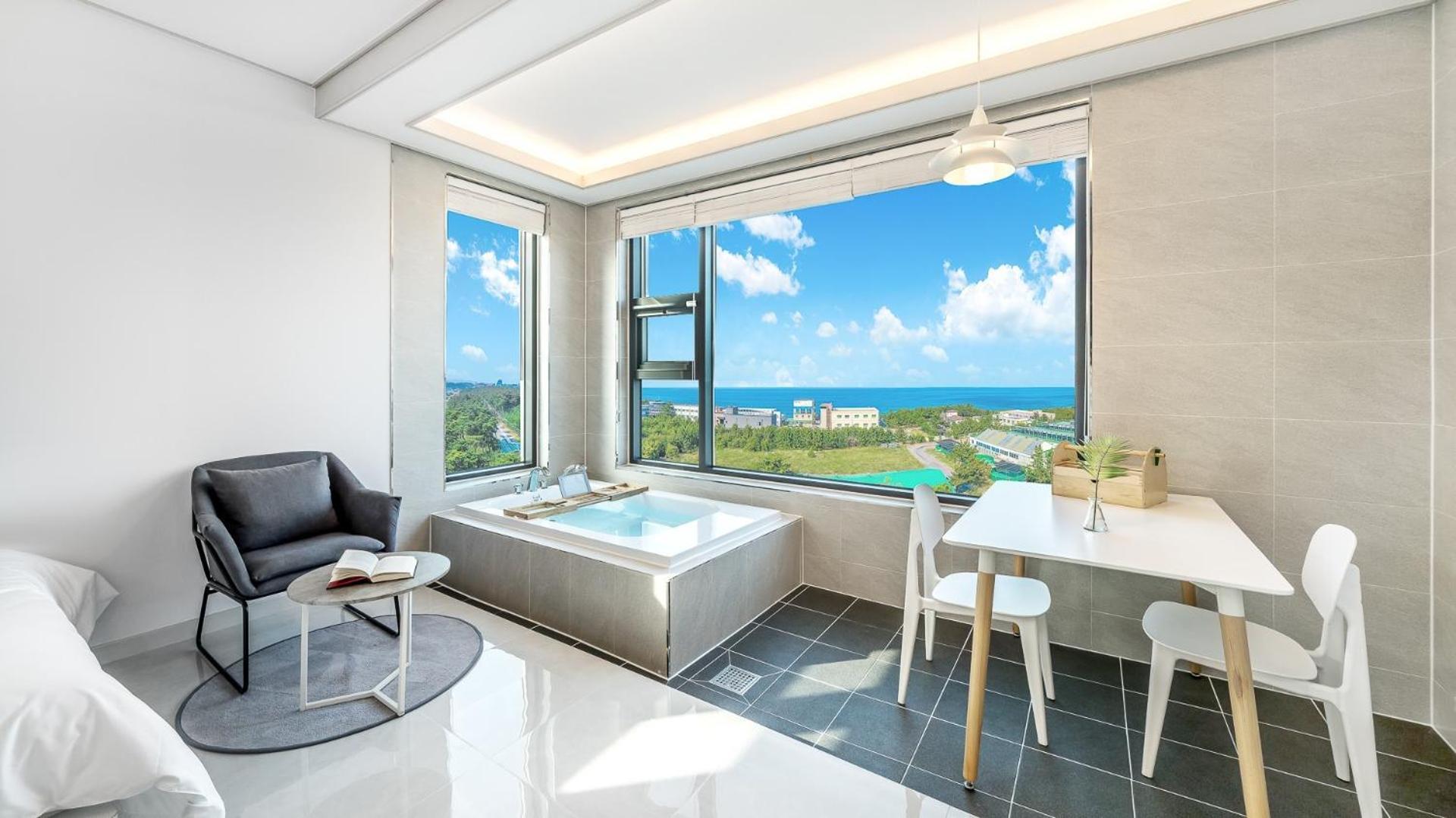 Gangneung Hello 4000 Pension Номер фото