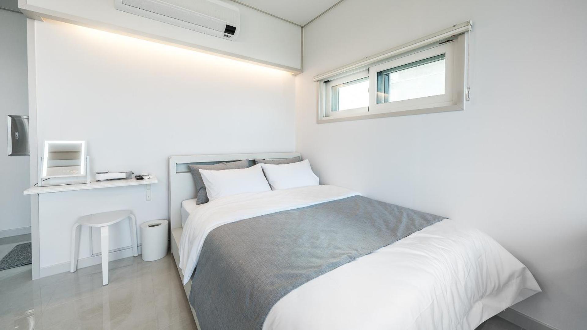 Gangneung Hello 4000 Pension Номер фото